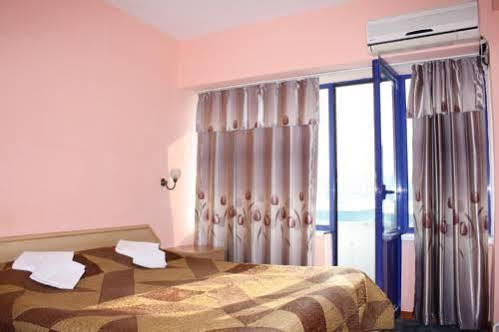 Turkestan Hotel Almaty Exterior photo